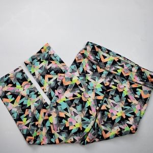 Flirtitude Activewear crop leggings Small Geometric Colorful